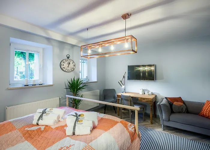 Sea Sail Apartments